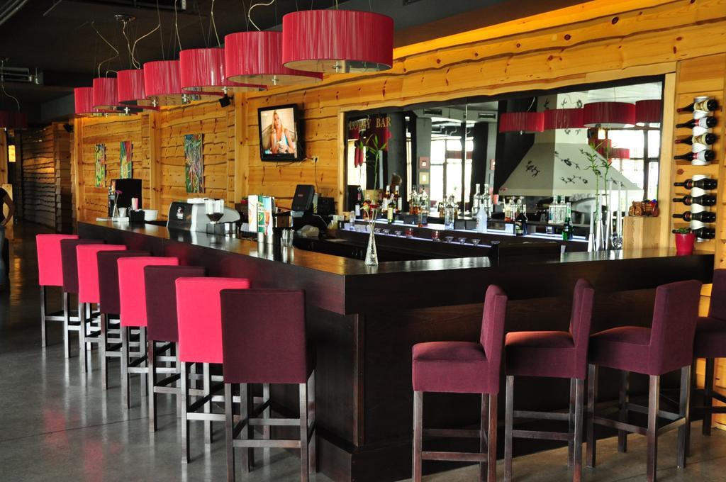3 Mountains Hotel Bansko Bagian luar foto