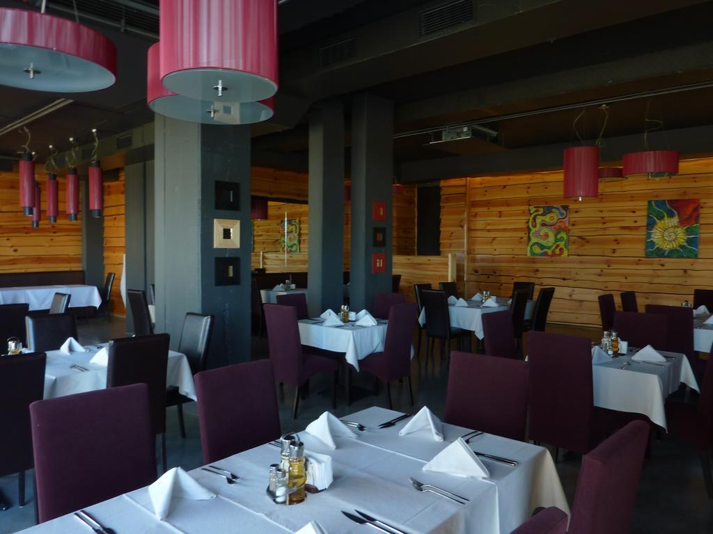 3 Mountains Hotel Bansko Bagian luar foto